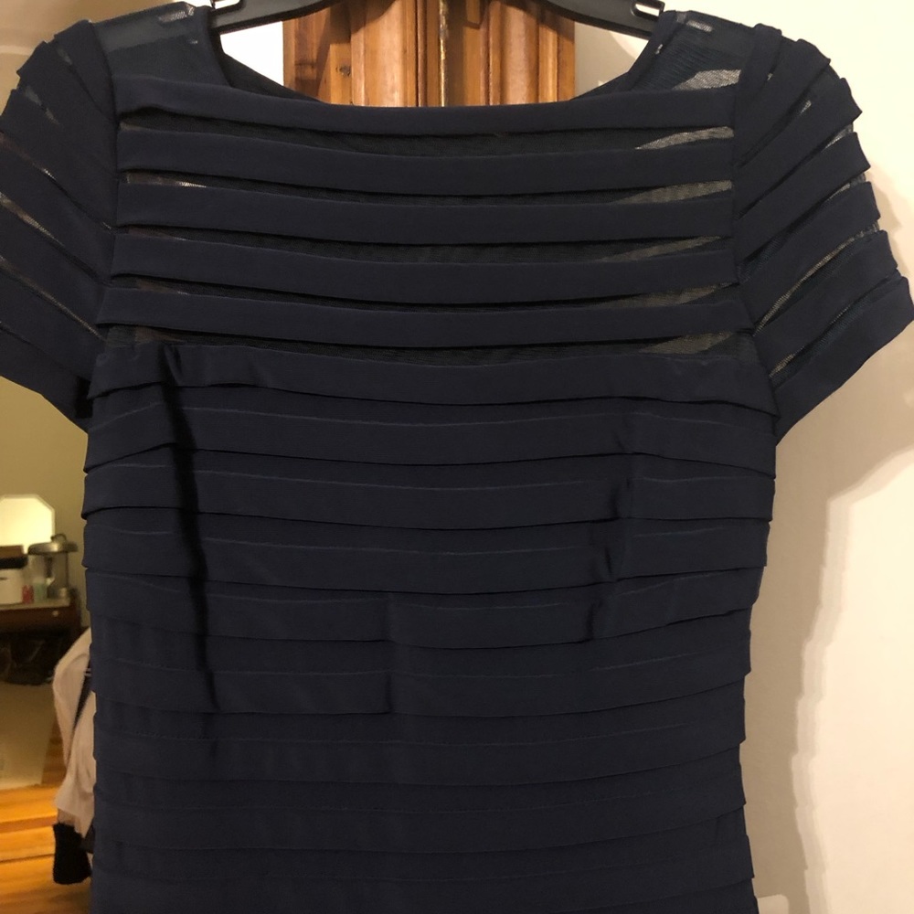 Adrianna Papell Illusion Pleated Jersey Dress Navy 6 petite.